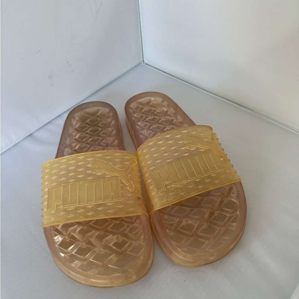 Puma Fenty x Rihanna Slides Prism Tan Jelly Sandal Flip Flop Women’s size 9.5